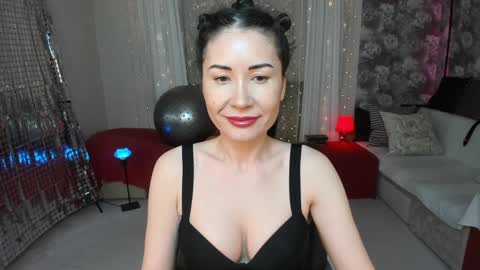 KarinaSweeety online show from 23, 12, 2024