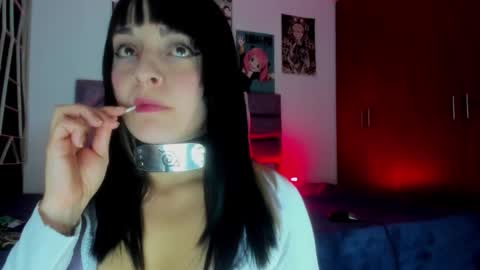 KARINNA  RAVEN online show from 3, 11, 2025