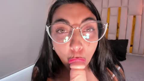 Karla  online show from 17, 2, 2025