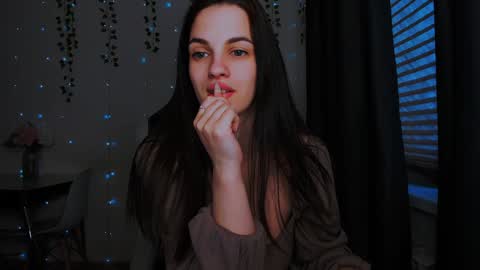Snapshot of karla_sim chatting on 21, 1, 2025 Ask me online show from 21, 1, 2025