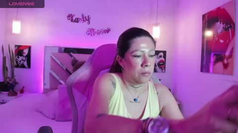 Karly Moonns online show from 1, 7, 2026