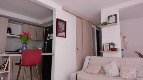 Karlye online show from 26, 2, 2025