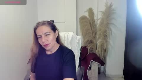 Snapshot of karlye_hot chatting on 14, 6, 2026 KARLYE online show from 14, 6, 2026