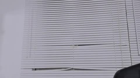 Karo online show from 28, 2, 2025