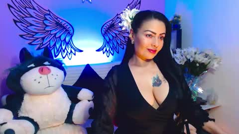 Karol Kenedy online show from 13, 1, 2026