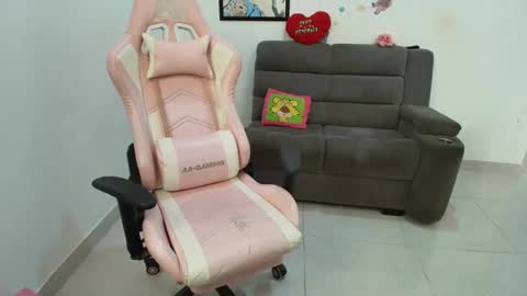    online show from 6, 3, 2025