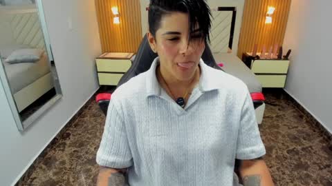 Karol and Luna online show from 8, 4, 2026