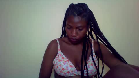karoliee online show from 4, 5, 2026