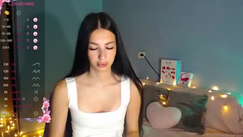 Snapshot of karolina_hottie_ chatting on 16, 7, 2026 Kira online show from 16, 7, 2026