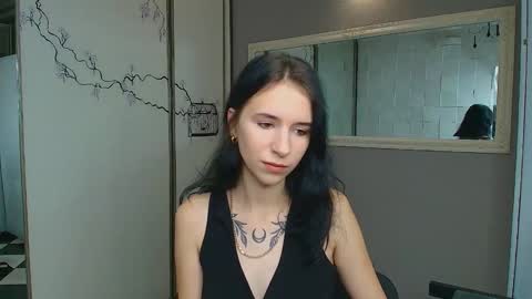 Karolina online show from 11, 12, 2024