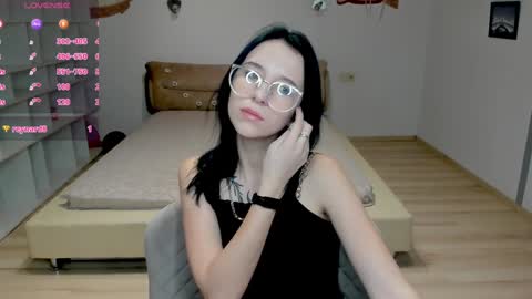 Karolina online show from 19, 1, 2025