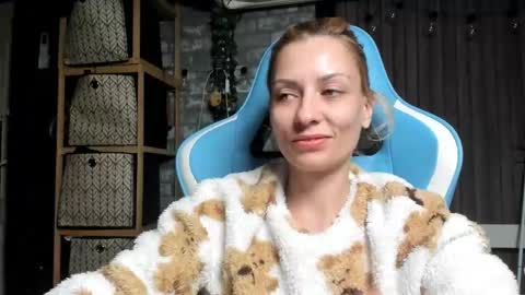 karoline121 online show from 24, 9, 2025