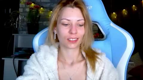 Snapshot of karoline121 chatting on 5, 3, 2026 karoline121 online show from 5, 3, 2026