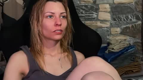 Snapshot of karoline121 chatting on 24, 3, 2026 karoline121 online show from 24, 3, 2026