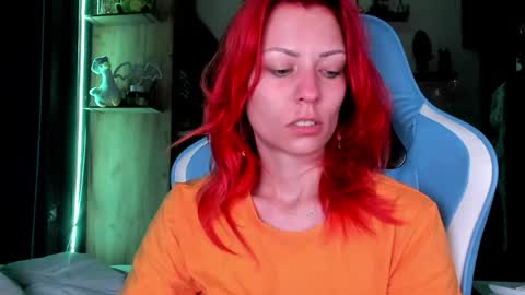 Snapshot of karoline121 chatting on 6, 4, 2026 karoline121 online show from 6, 4, 2026