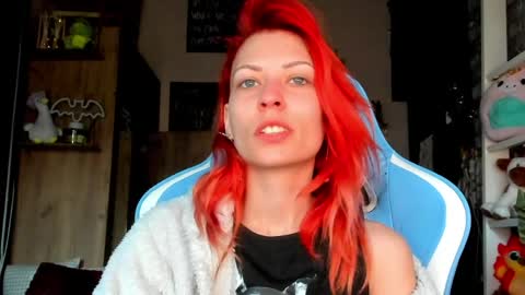 Snapshot of karoline121 chatting on 9, 4, 2026 karoline121 online show from 9, 4, 2026