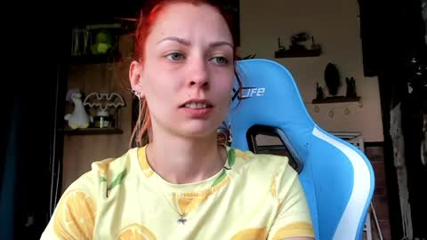 Snapshot of karoline121 chatting on 10, 4, 2026 karoline121 online show from 10, 4, 2026