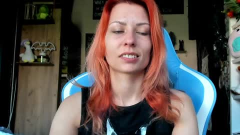 Snapshot of karoline121 chatting on 15, 4, 2026 karoline121 online show from 15, 4, 2026