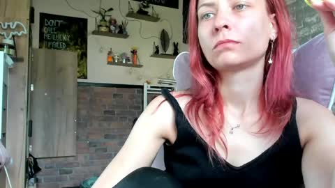 Snapshot of karoline121 chatting on 23, 5, 2026 karoline121 online show from 23, 5, 2026