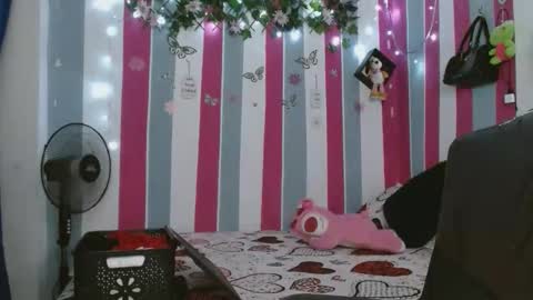 Snapshot of karoline_lovex chatting on 21, 10, 2025 karoline_lovex online show from 21, 10, 2025