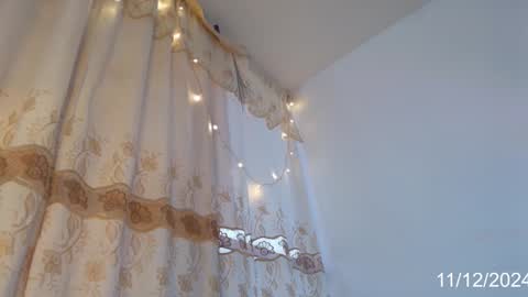 Karoline online show from 11, 12, 2024