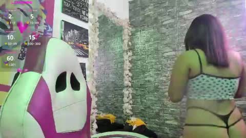 Snapshot of karoll__sex chatting on 17, 6, 2026 KAROLL online show from 17, 6, 2026