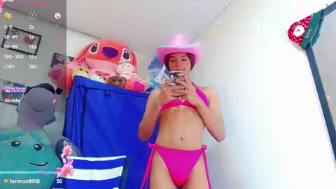 Snapshot of karoll_scoott chatting on 16, 1, 2025 karol online show from 16, 1, 2025