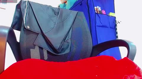 Snapshot of karoll_scoott chatting on 11, 2, 2025 karol online show from 11, 2, 2025