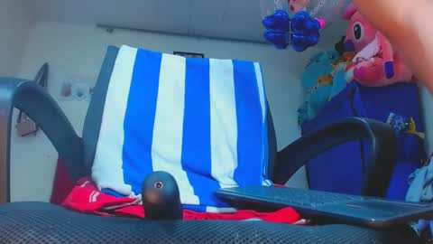 Snapshot of karoll_scoott chatting on 1, 3, 2025 karol online show from 1, 3, 2025