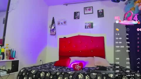 Snapshot of karoll_scoott chatting on 3, 3, 2025 karol online show from 3, 3, 2025