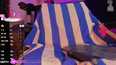 Snapshot of karoll_scoott chatting on 25, 9, 2025 karol online show from 25, 9, 2025