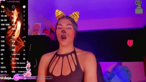 Snapshot of karoll_scoott chatting on 30, 9, 2025 karol online show from 30, 9, 2025