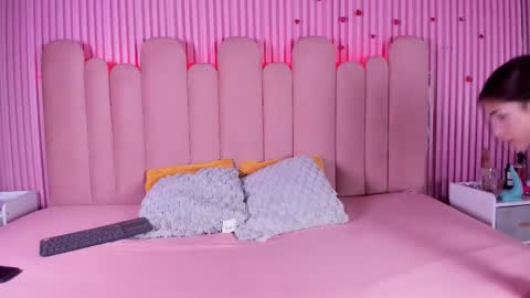 Greta Brown online show from 14, 2, 2026