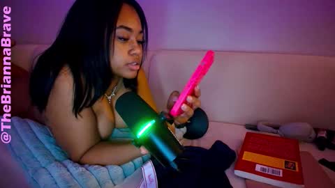 Snapshot of kat2025 chatting on 10, 2, 2026 BriannaBrave online show from 10, 2, 2026