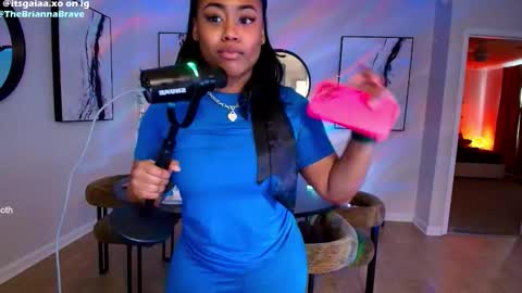 Snapshot of kat2025 chatting on 28, 2, 2026 BriannaBrave online show from 28, 2, 2026