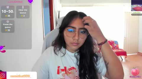 Snapshot of kat_ly_chan chatting on 10, 3, 2025 Kat       online show from 10, 3, 2025