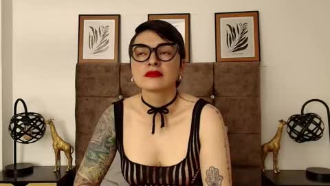 kat paradisse online show from 17, 9, 2025