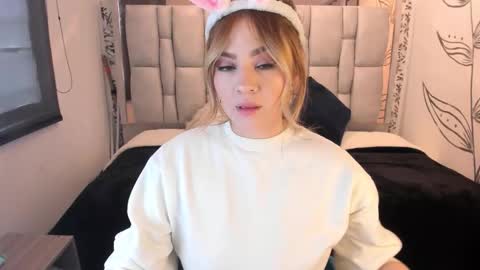 K A T A  H O O T online show from 18, 9, 2025