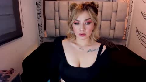 K A T A  H O O T online show from 11, 11, 2025