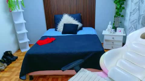 kate online show from 15, 4, 2026