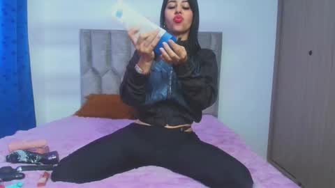 Snapshot of kataleyavillalobos chatting on 13, 5, 2026 kataleyavillalobos online show from 13, 5, 2026