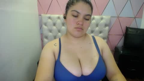 katalina santana25 online show from 10, 4, 2026