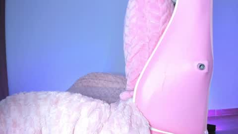 katalinaferreirax online show from 14, 5, 2026