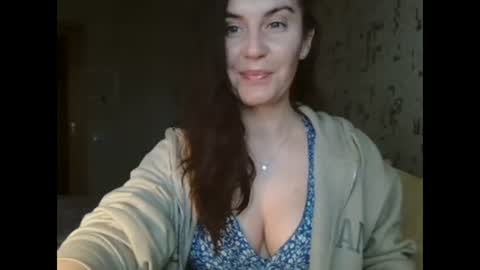 Snapshot of katalinaqe chatting on 15, 11, 2025 KatalinaQE online show from 15, 11, 2025