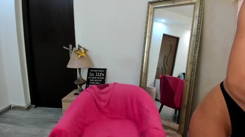 Snapshot of kate_belle chatting on 21, 12, 2024 Kate online show from 21, 12, 2024