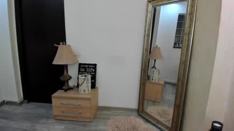 Snapshot of kate_belle chatting on 25, 1, 2025 Kate online show from 25, 1, 2025