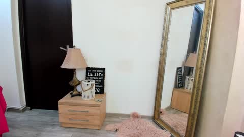 Snapshot of kate_belle chatting on 14, 2, 2025 Kate online show from 14, 2, 2025