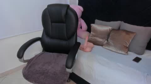 kate lua online show from 19, 1, 2026