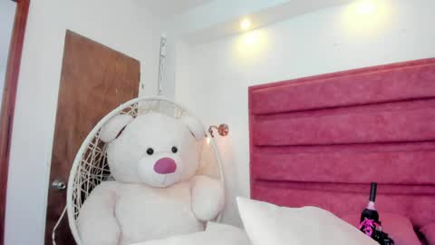 Snapshot of kate_lua chatting on 10, 5, 2026 kate lua online show from 10, 5, 2026