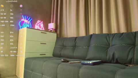 kateample online show from 7, 6, 2026